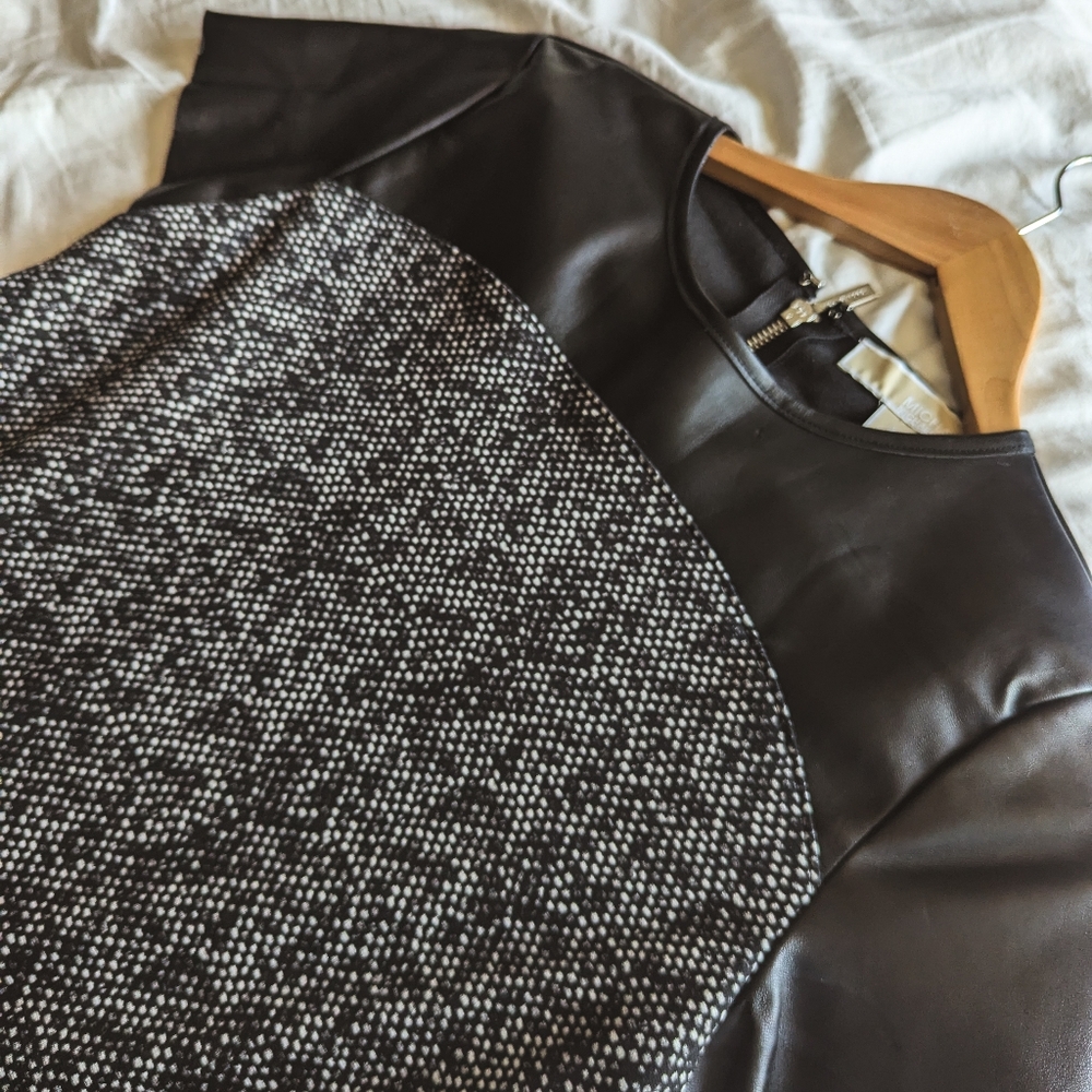 ✴️🪡🧵NEEDS LOVE MICHAEL KORS Faux Leather Yoke Short Sleeve Sheath Dress - 2 - Picture 16 of 16
